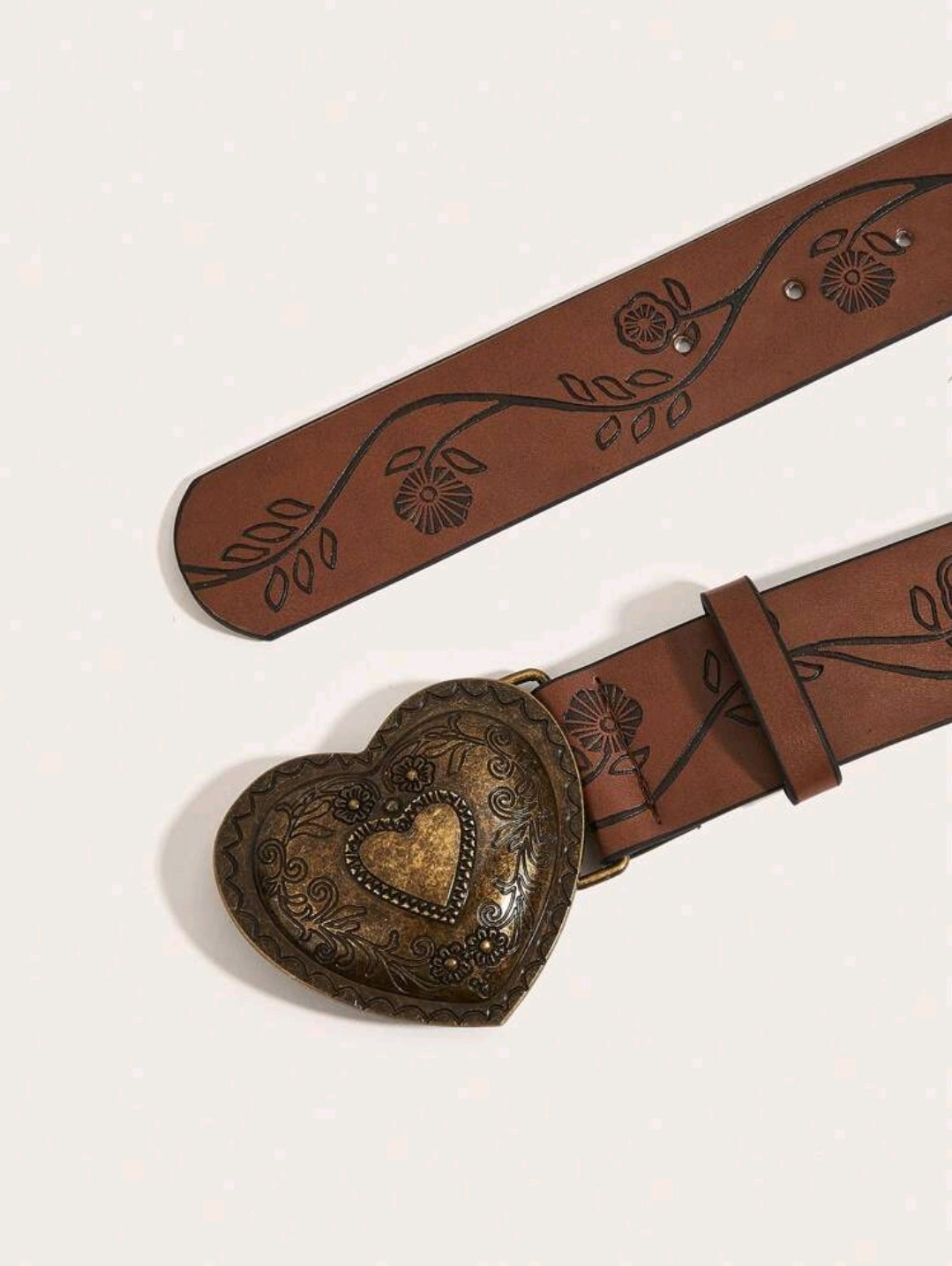 Heart buckle belt