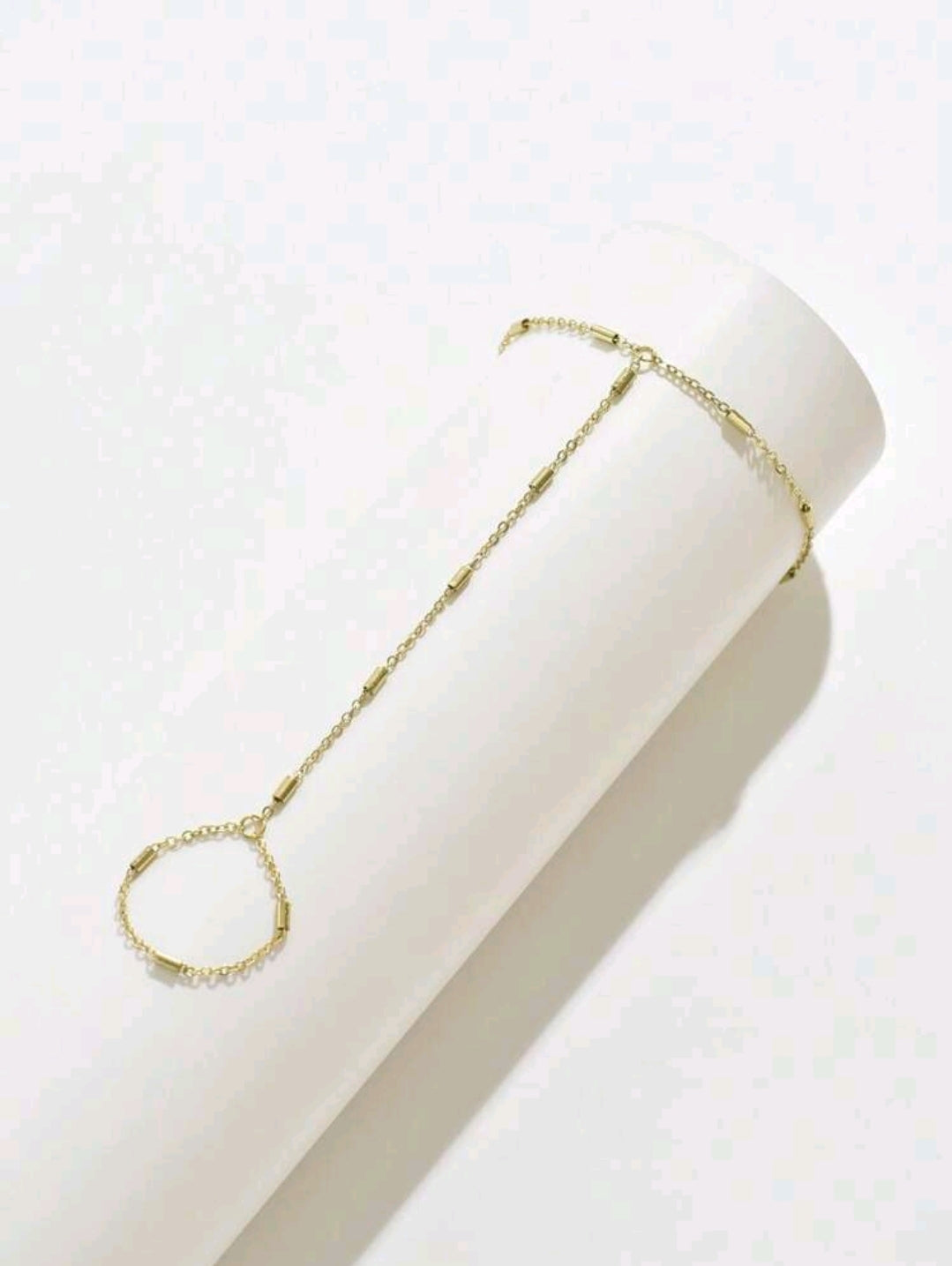 Minimalist hand chain