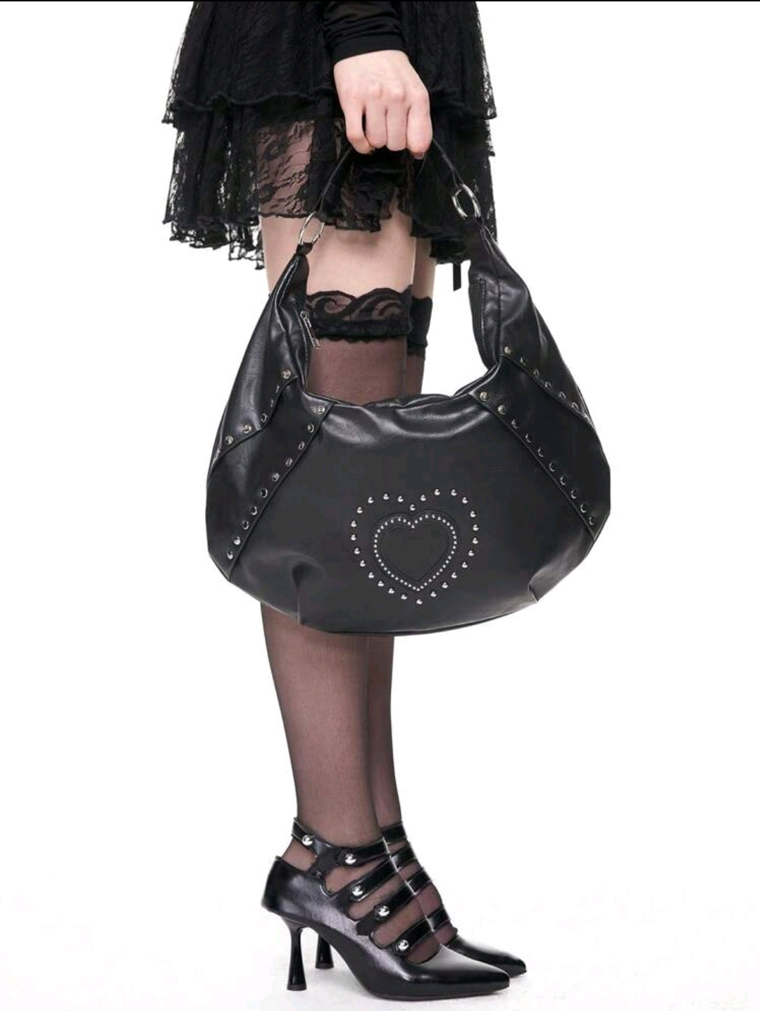 Heart detail black bag