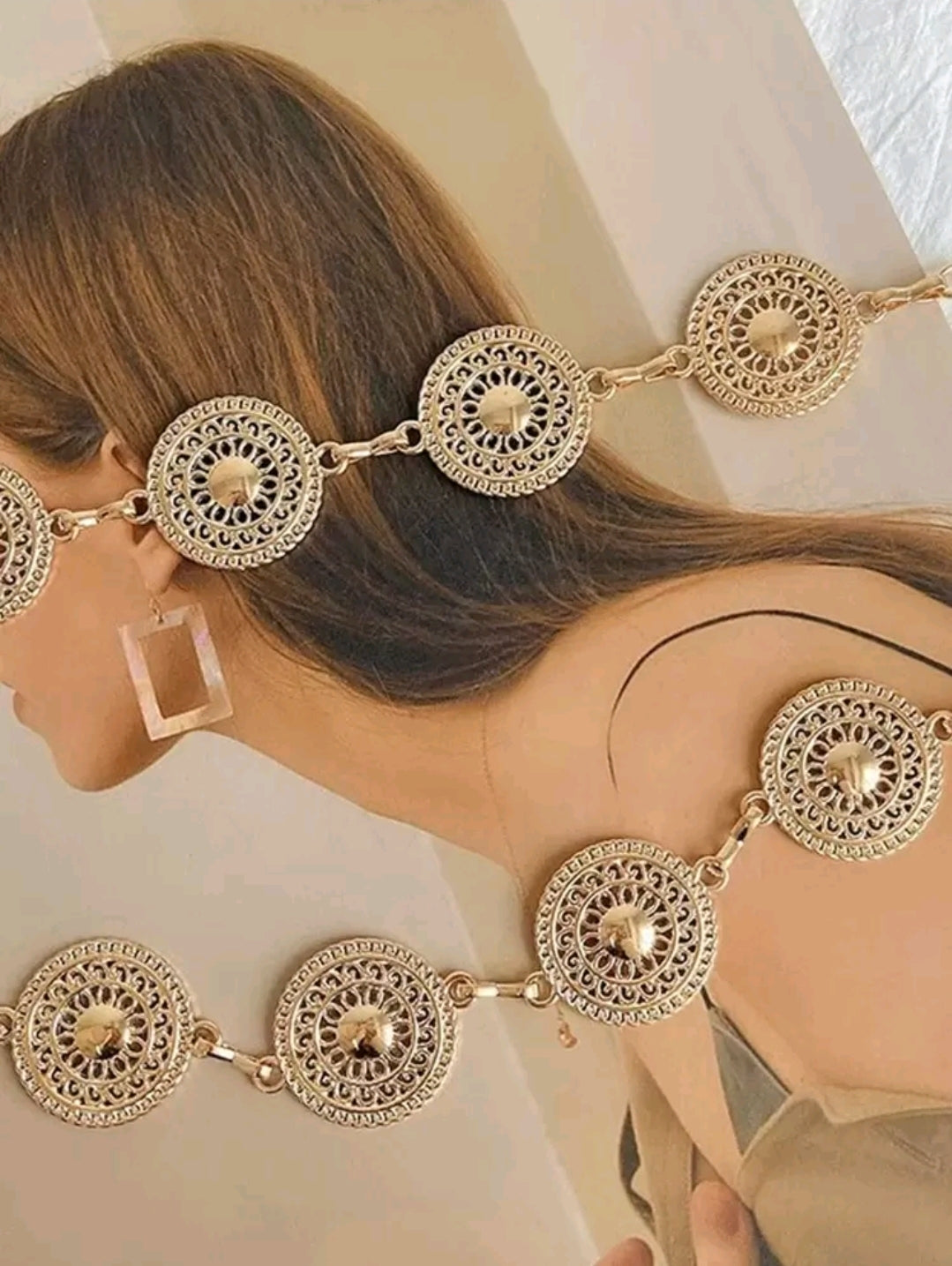 Round golden waist chain