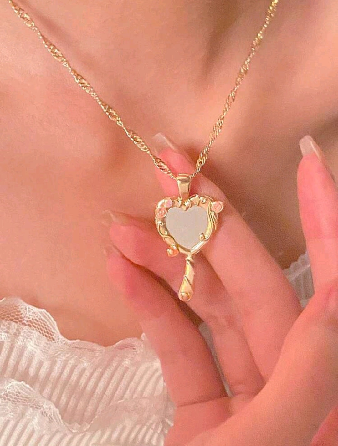 Mirror necklace