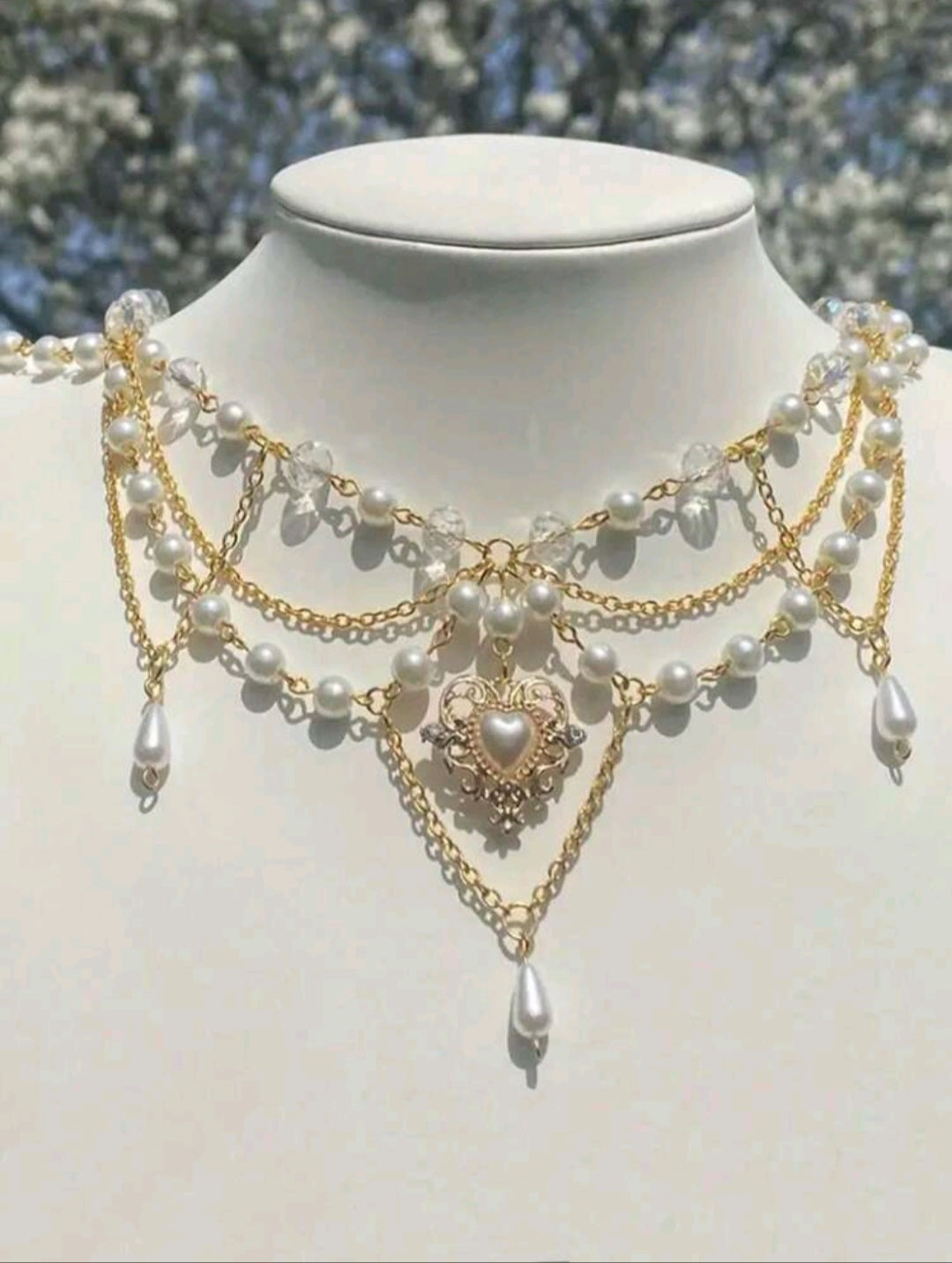 Pearl layered heart detail necklace