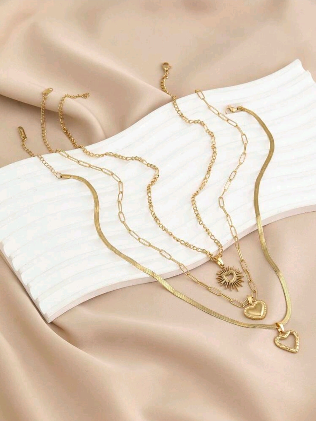 Layered heart golden necklace