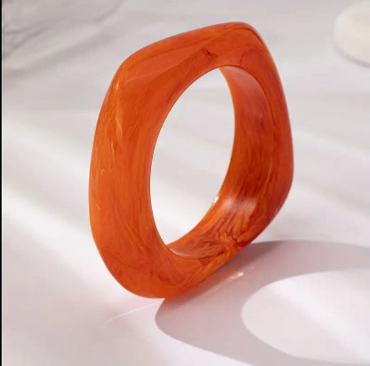 Resin bangle
