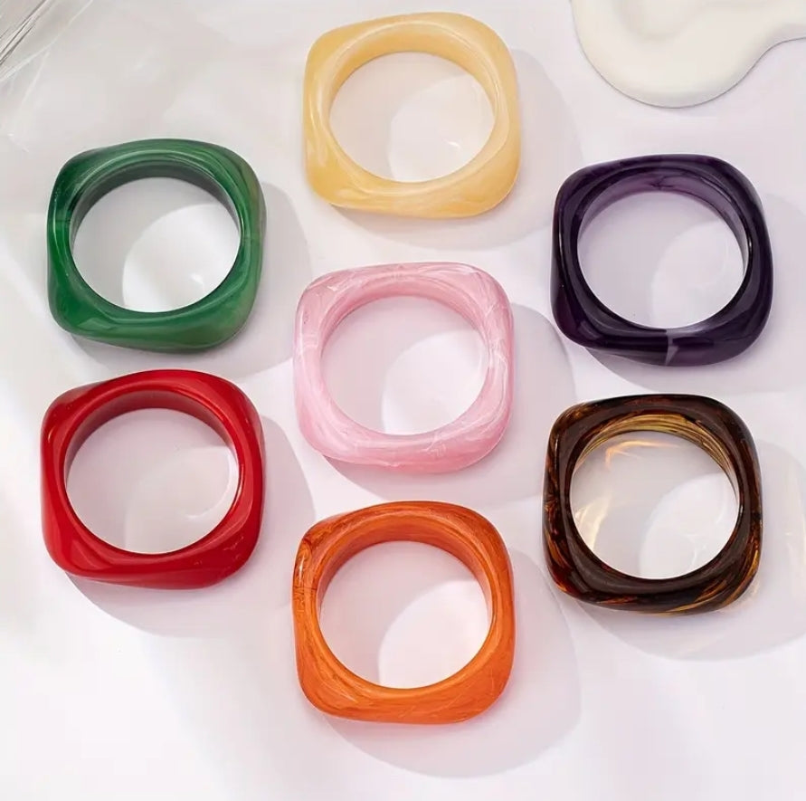 Resin bangle