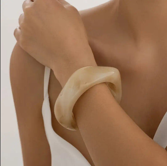 Cream resin bangle