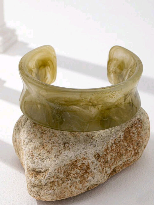 Green resin chunky bangle