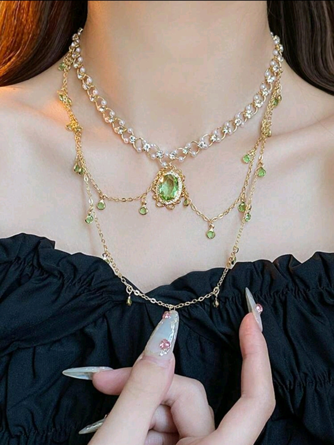 Green layered necklace