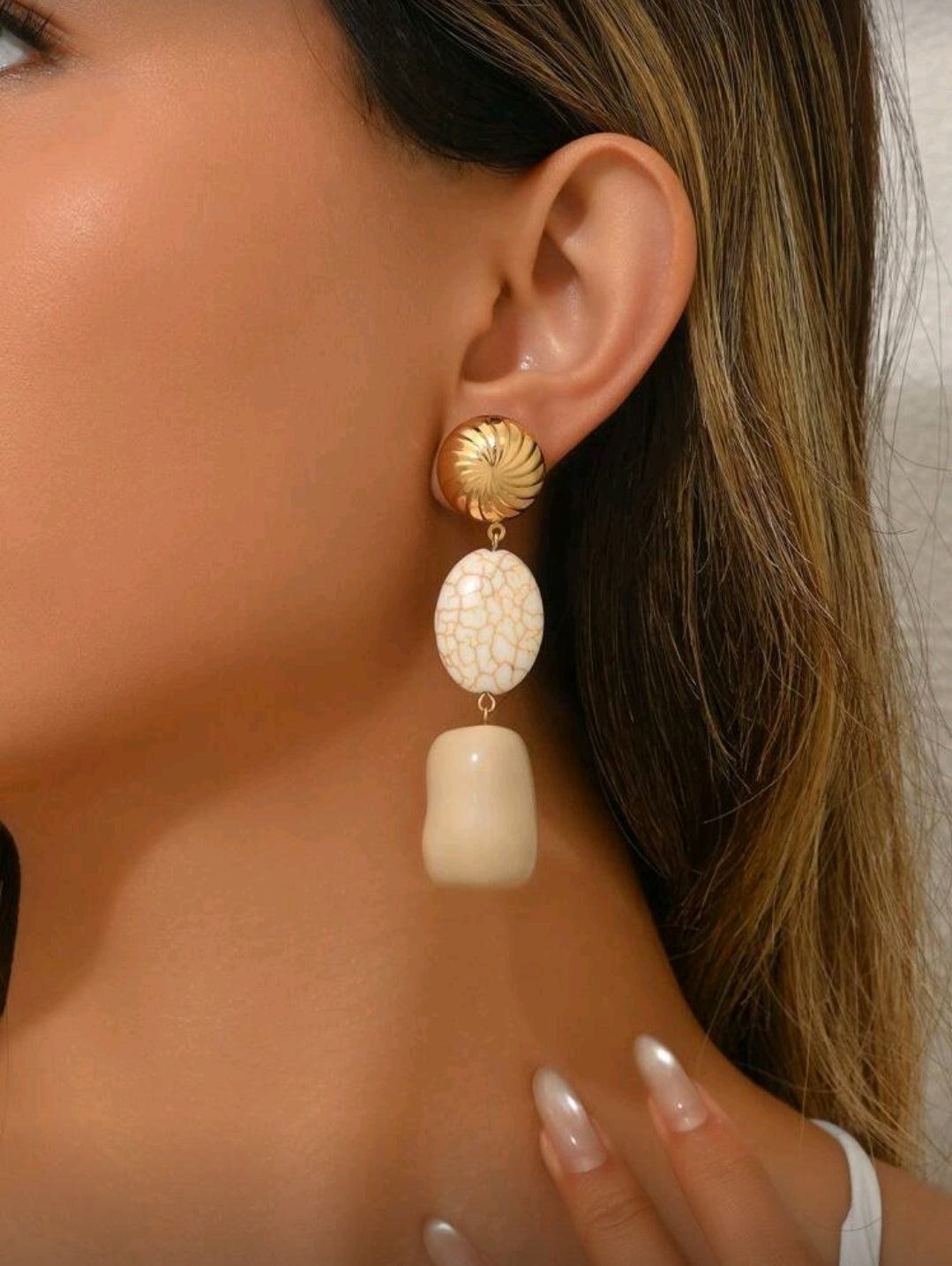 Beige Beaded earrings
