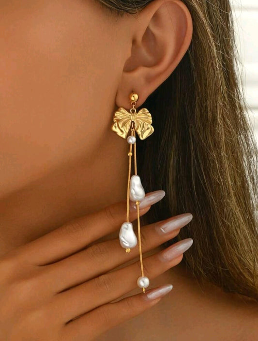 White Pearl Bow earrings