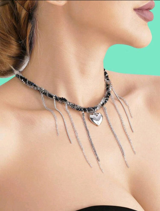 Black gem silver chain detail necklace