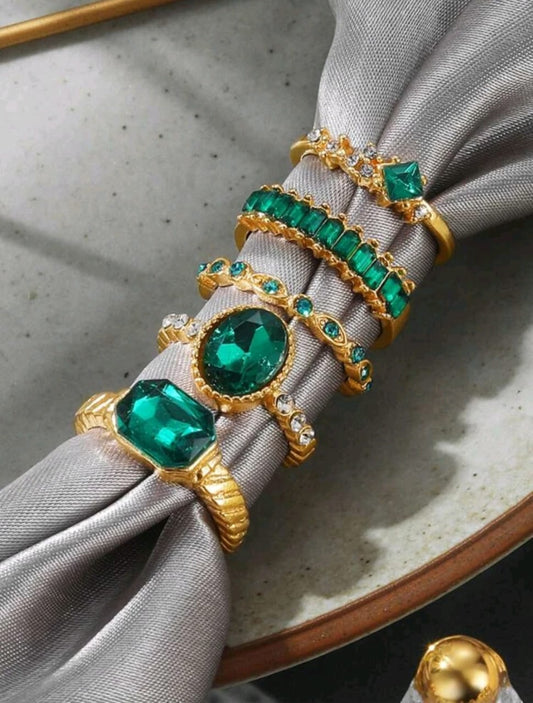 Green stone golden rings set