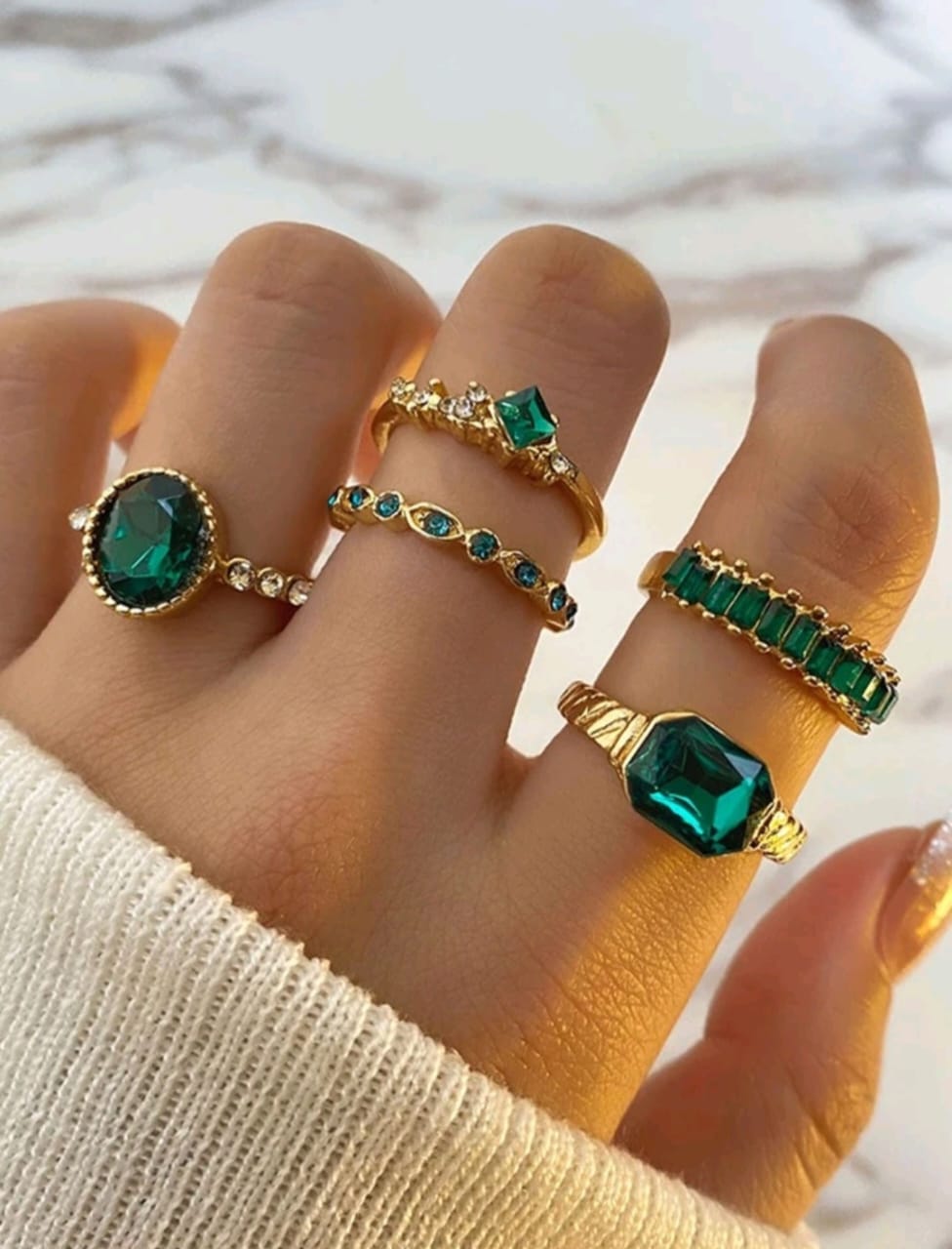 Green stone golden rings set