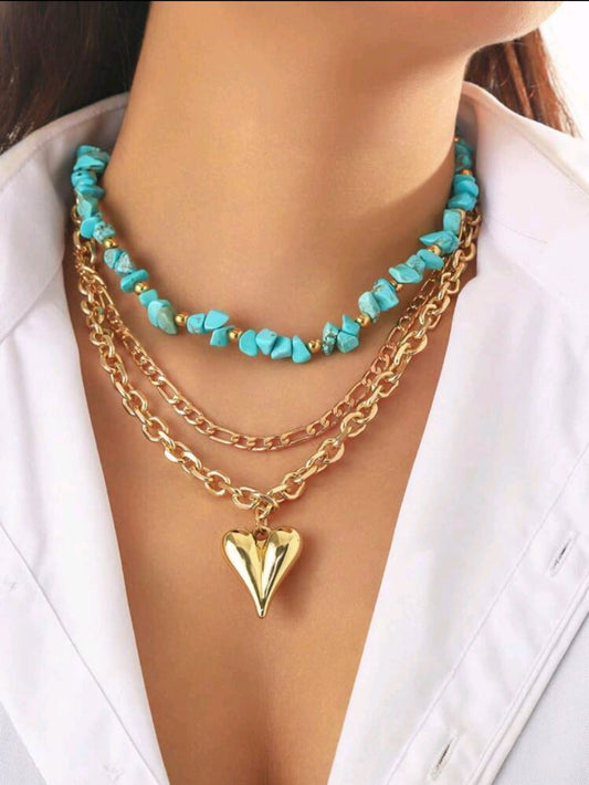 Triple layered necklace