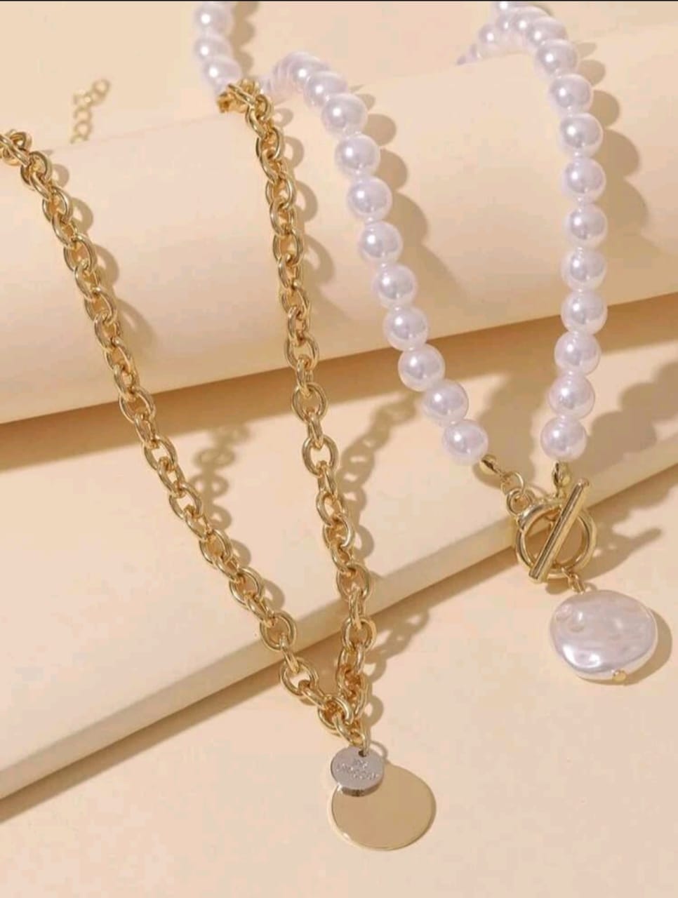 Pearl layered necklace
