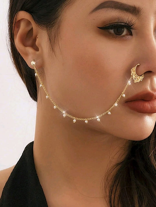 Nose ring with chain detail